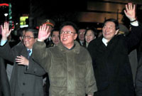 김정일 북한 국방위원장, 중국 방문(~20일)
